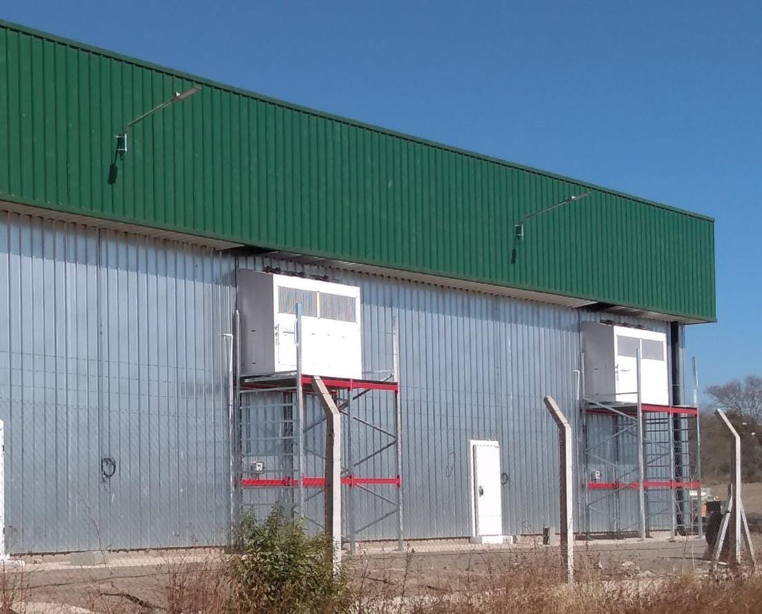 Equipo de frío compacto STA instalado en cámara